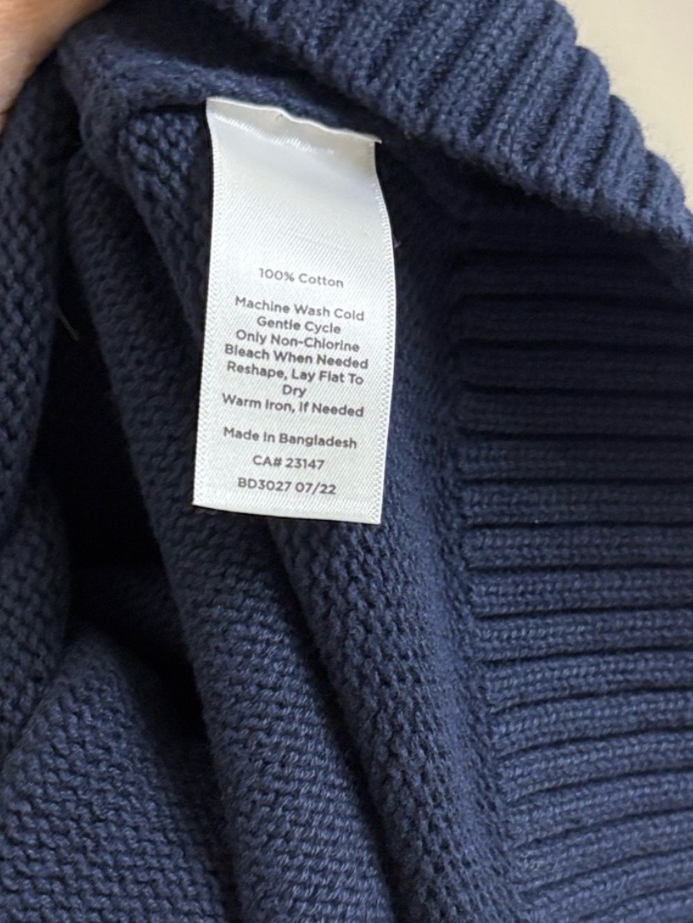 NWOT Talbots V-Neck navy Sweater Size Small